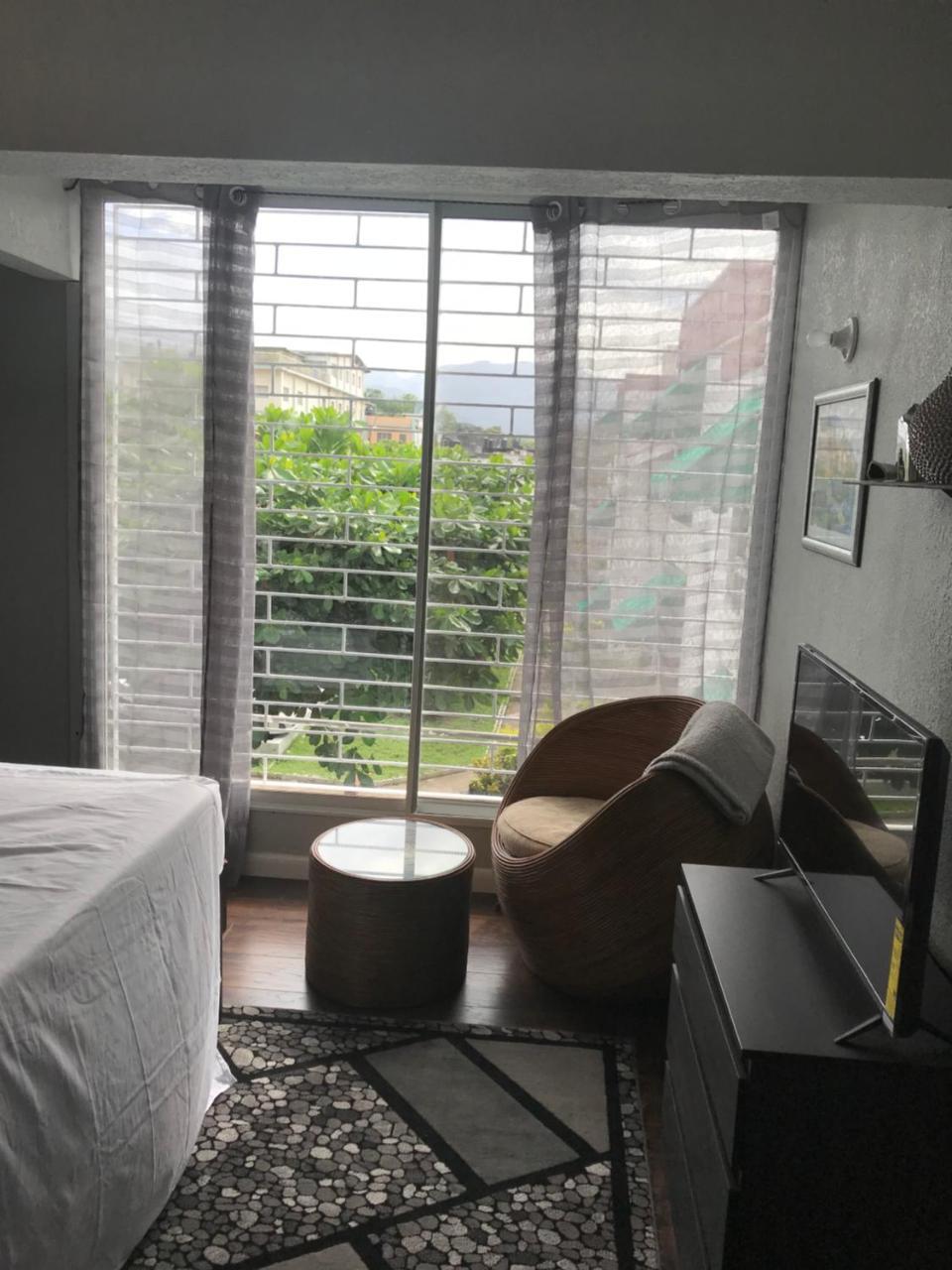 Abacus Jamaica The Zana Suites Кингстон Экстерьер фото